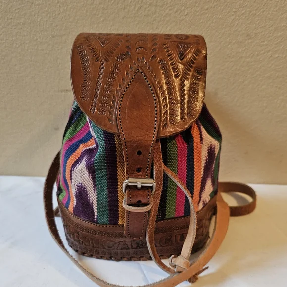 Nicaragua Leather Woven Backpack - Picture 4 of 5